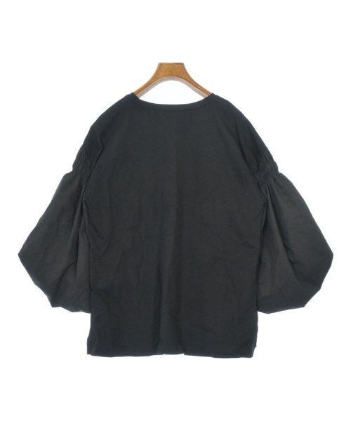 etre relie เสื้อยืด/เสื้อท็อปส์