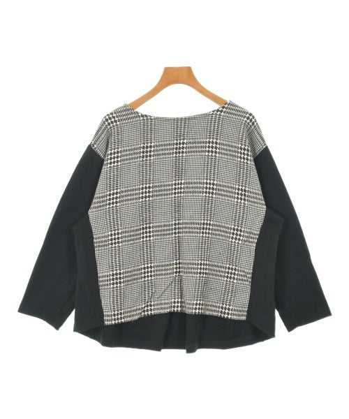 etre relie เสื้อยืด/เสื้อท็อปส์