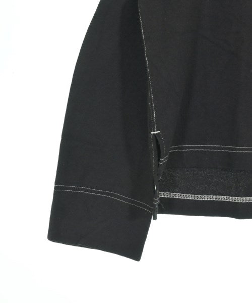 etre relie เสื้อยืด/เสื้อท็อปส์