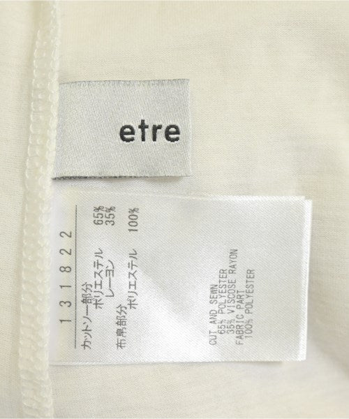 etre relie เสื้อยืด/เสื้อท็อปส์