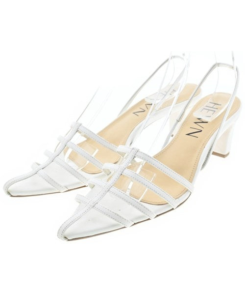 HEWN รองเท้าแตะ