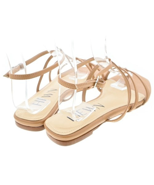 HEWN รองเท้าแตะ