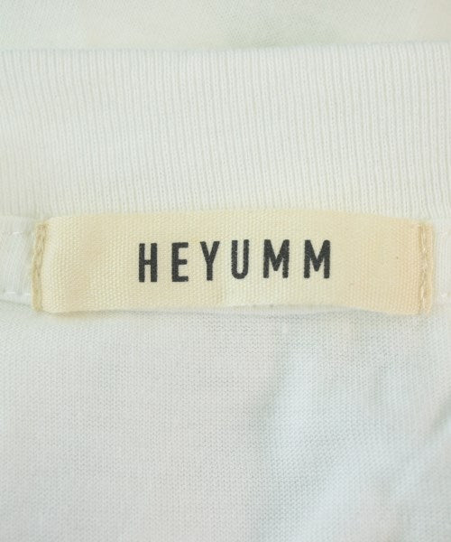 HEYUMM เสื้อยืด/เสื้อท็อปส์