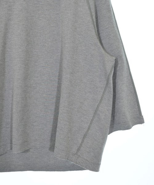 KIT AND ACE เสื้อยืด/เสื้อท็อปส์