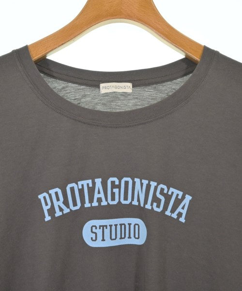 PROTAGONISTA เสื้อยืด/เสื้อท็อปส์