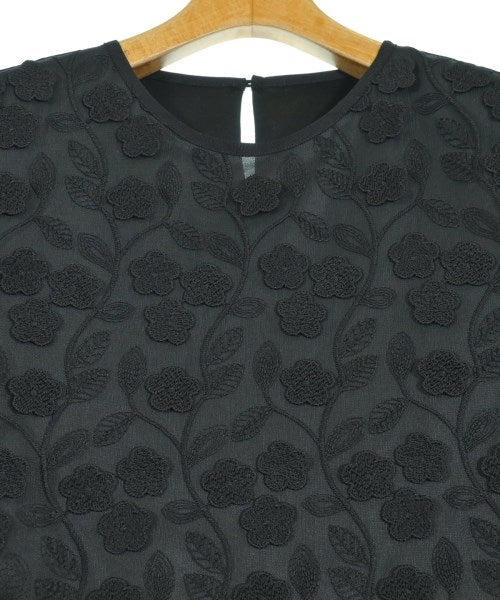 sutseso เสื้อยืด/เสื้อท็อปส์