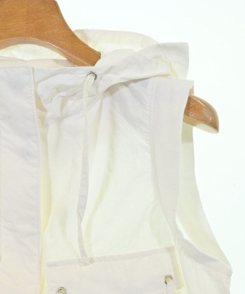 LAGUA GEM เสื้อกั๊ก