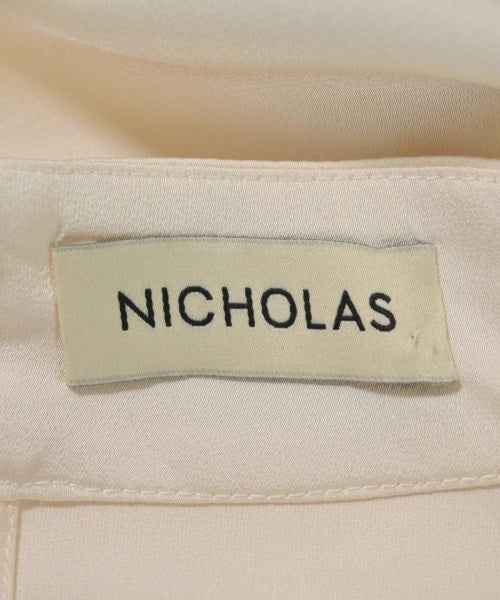 NICHOLAS เสื้อสตรี