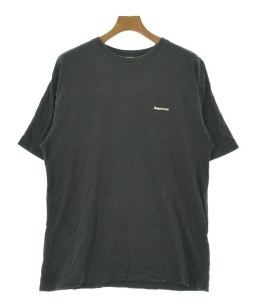 SUPERVSN STUDIOS เสื้อยืด/เสื้อท็อปส์