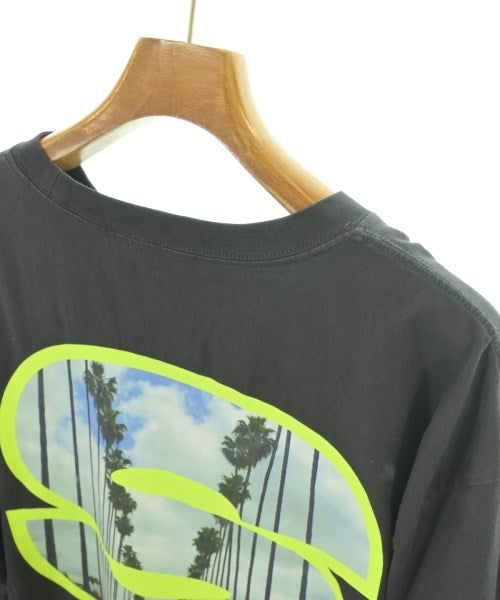SUPERVSN STUDIOS เสื้อยืด/เสื้อท็อปส์