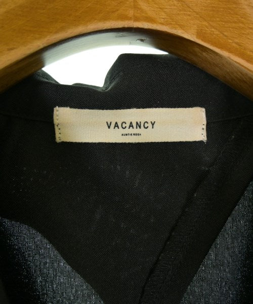 VACANCY AUNTIE ROSA แจ็คเก็ตลำลอง
