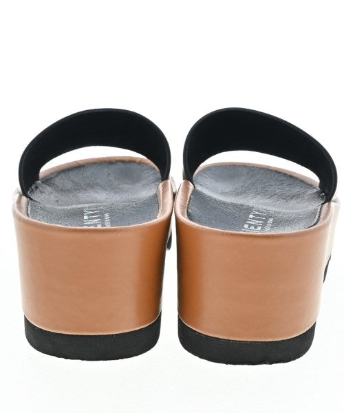 VIENTY รองเท้าแตะ