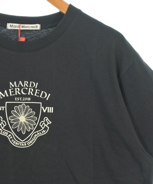 Mardi Mercredi เสื้อยืด/เสื้อท็อปส์