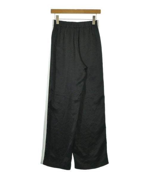 MO&Co. กางเกง อื่น