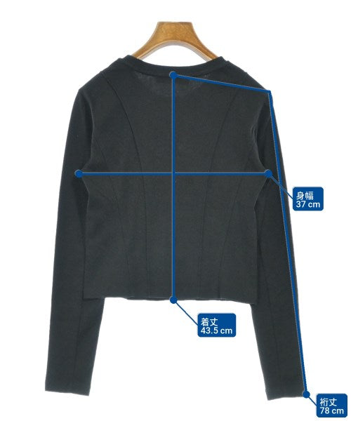 MO&Co. เสื้อยืด/เสื้อท็อปส์