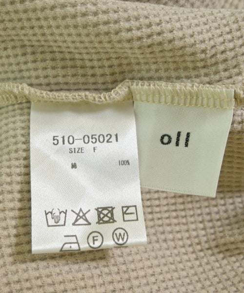oll เสื้อยืด/เสื้อท็อปส์