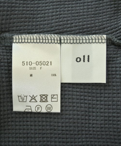 oll เสื้อยืด/เสื้อท็อปส์