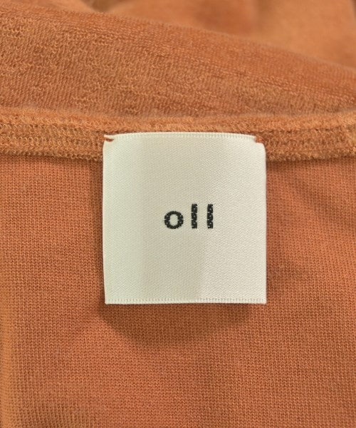 oll เสื้อยืด/เสื้อท็อปส์