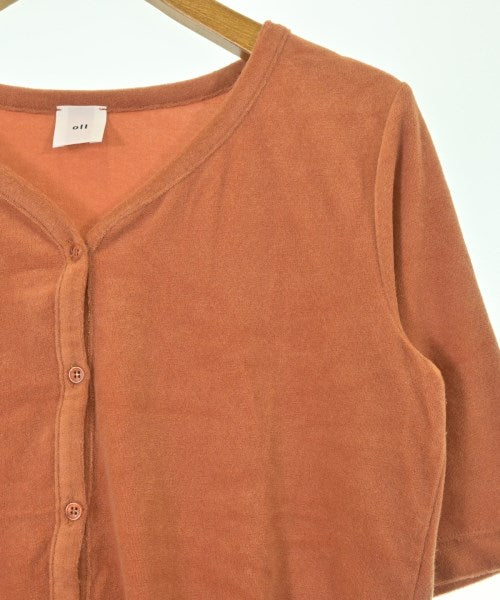 oll เสื้อยืด/เสื้อท็อปส์
