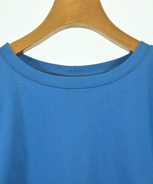 one of the green เสื้อยืด/เสื้อท็อปส์