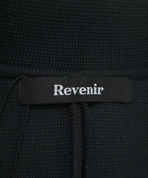 Revenir แจ็คเก็ตลำลอง