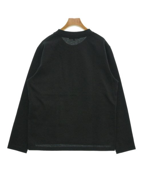 Revenir เสื้อยืด/เสื้อท็อปส์