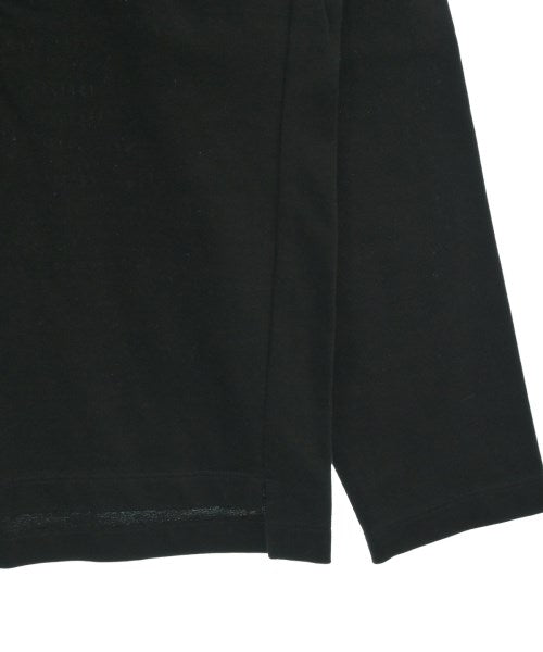 Revenir เสื้อยืด/เสื้อท็อปส์