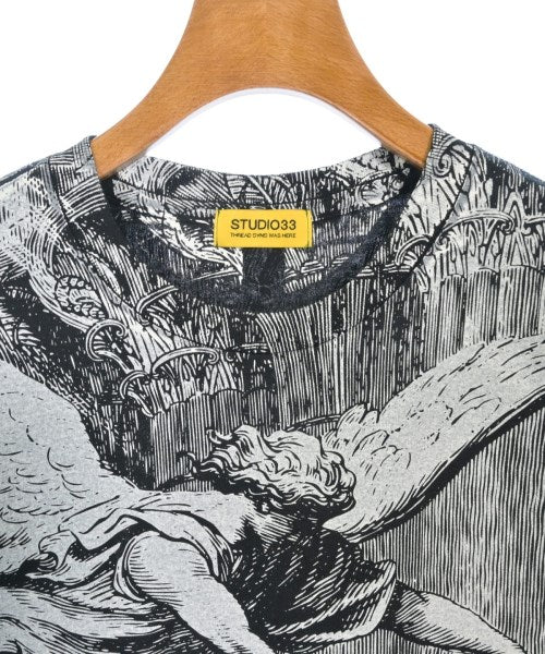 STUDIO33 เสื้อยืด/เสื้อท็อปส์