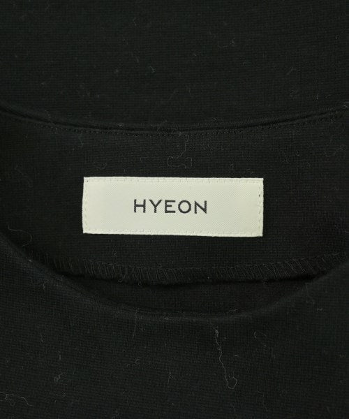 HYEON เสื้อยืด/เสื้อท็อปส์