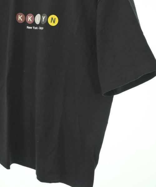 K'rooklyn เสื้อยืด/เสื้อท็อปส์