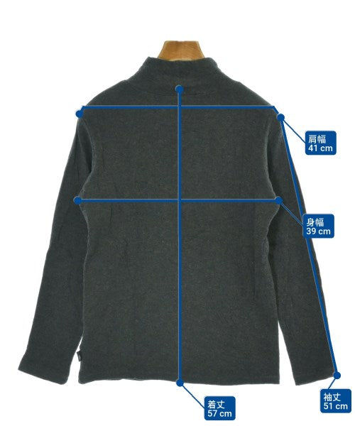 LILASIC เสื้อยืด/เสื้อท็อปส์