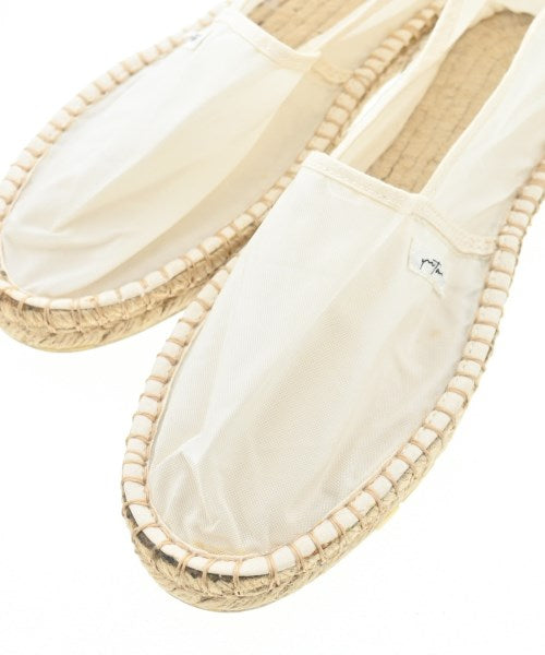 quitan รองเท้า อื่น