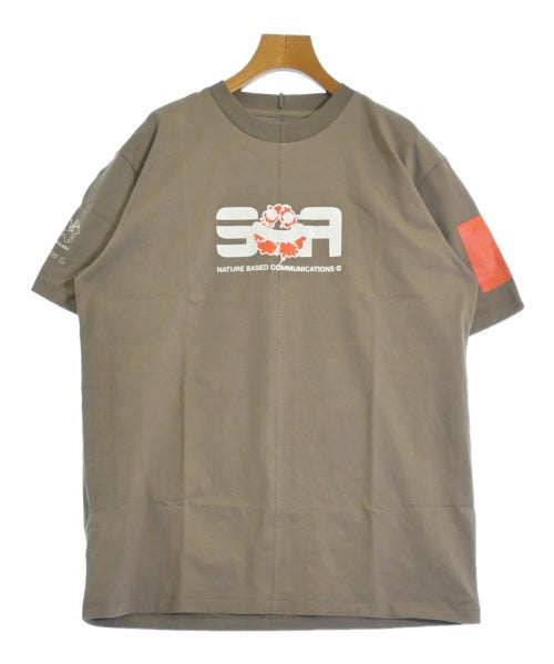 SPACE AVAILABLE เสื้อยืด/เสื้อท็อปส์