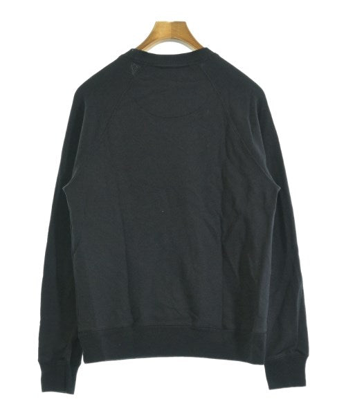 takes. เสื้อสเวตเตอร์