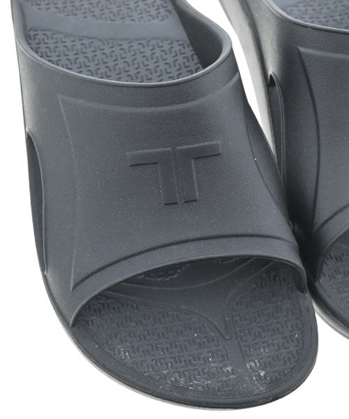 TELIC รองเท้าแตะ