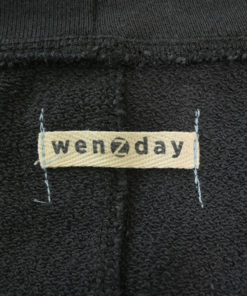 wenzday เสื้อฮู้ด