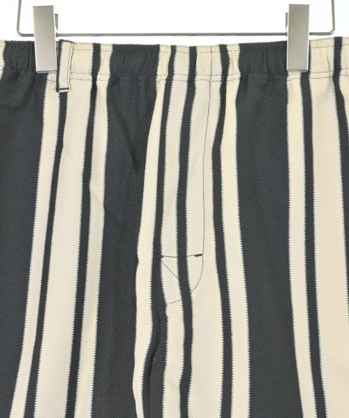 wenzday กางเกงขาสั้น