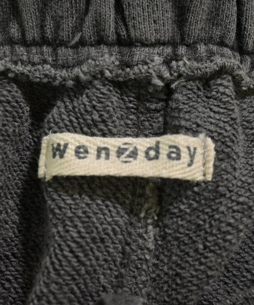 wenzday กางเกงขาสั้น