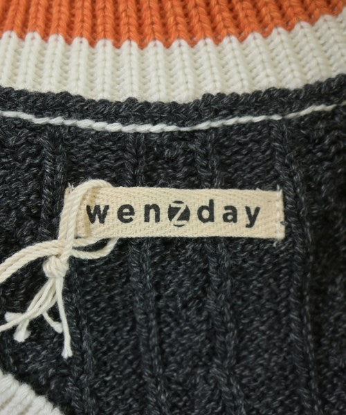 wenzday เสื้อกันหนาว