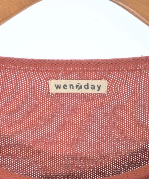 wenzday เสื้อกันหนาว