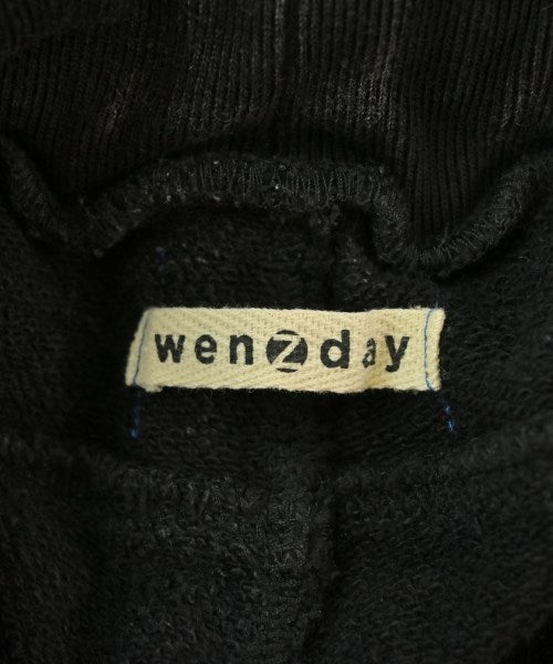wenzday กางเกงขาสั้น