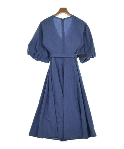 Biancoghiaccio ชุดเดรส