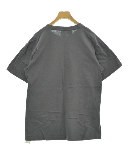 FILL more เสื้อยืด/เสื้อท็อปส์