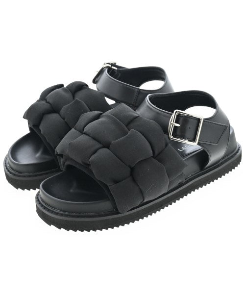 LAROUTE รองเท้าแตะ