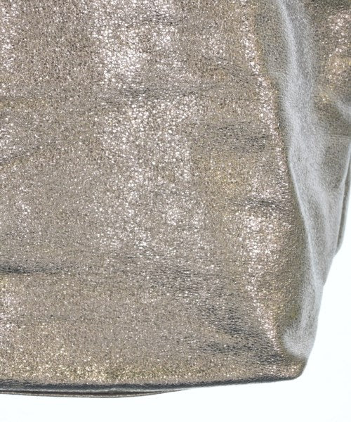 MASTER BUNNY EDITION กระเป๋าถือขนาดใหญ่