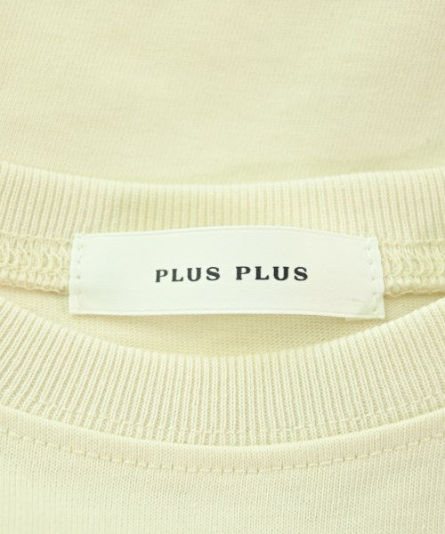Plus Plus เสื้อยืด/เสื้อท็อปส์