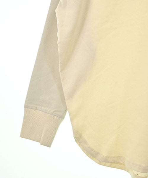 Plus Plus เสื้อยืด/เสื้อท็อปส์