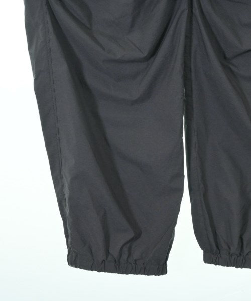 SHIPS any กางเกง อื่น