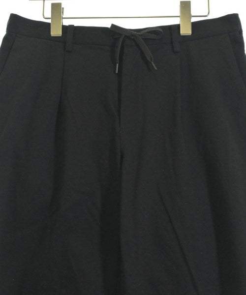 SHIPS any กางเกง อื่น