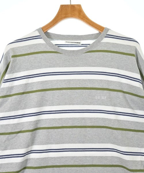 SOFTHYPHEN เสื้อยืด/เสื้อท็อปส์